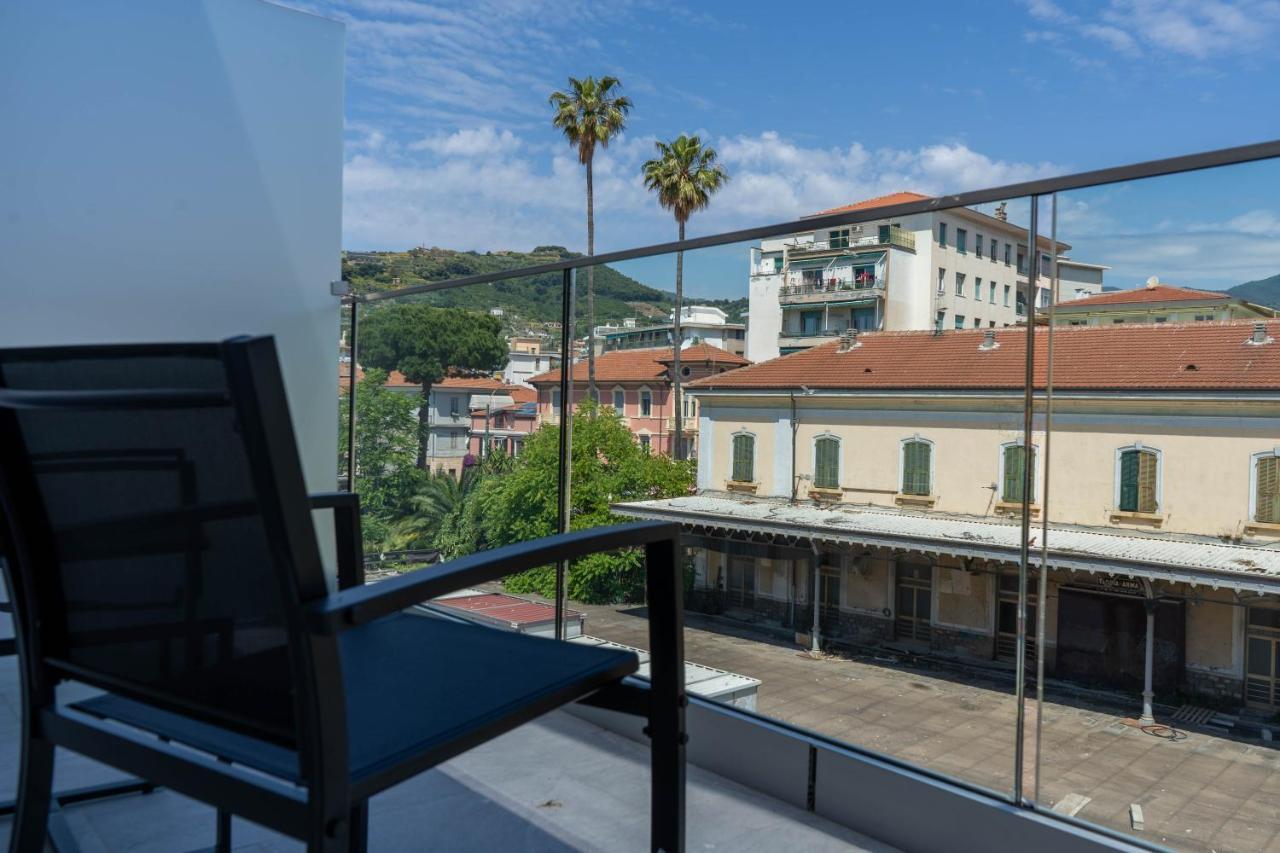Albergo Graziella Arma di Taggia Esterno foto