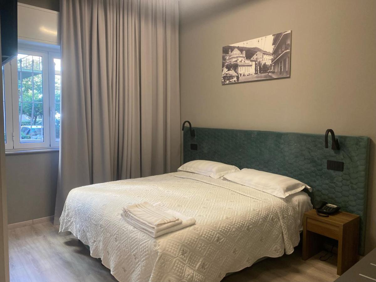 Albergo Graziella Arma di Taggia Esterno foto