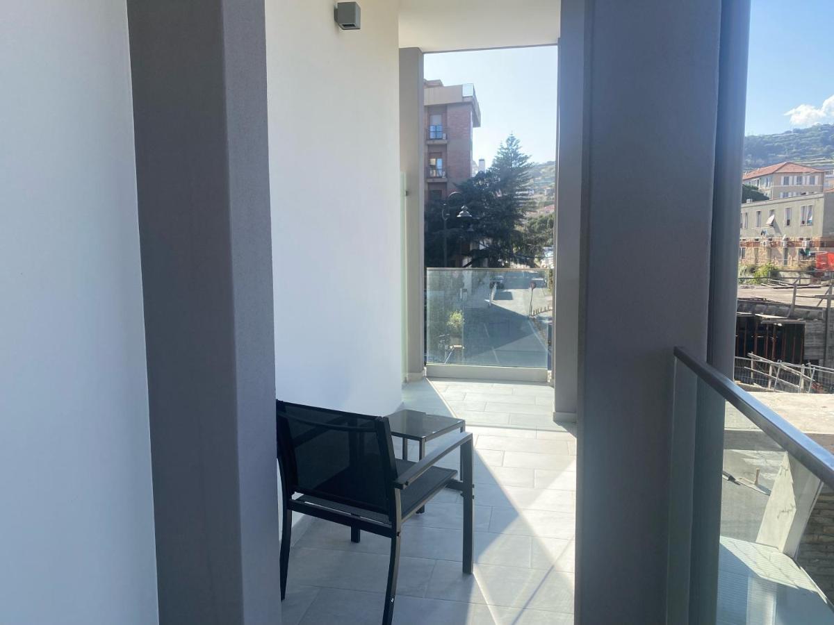 Albergo Graziella Arma di Taggia Esterno foto
