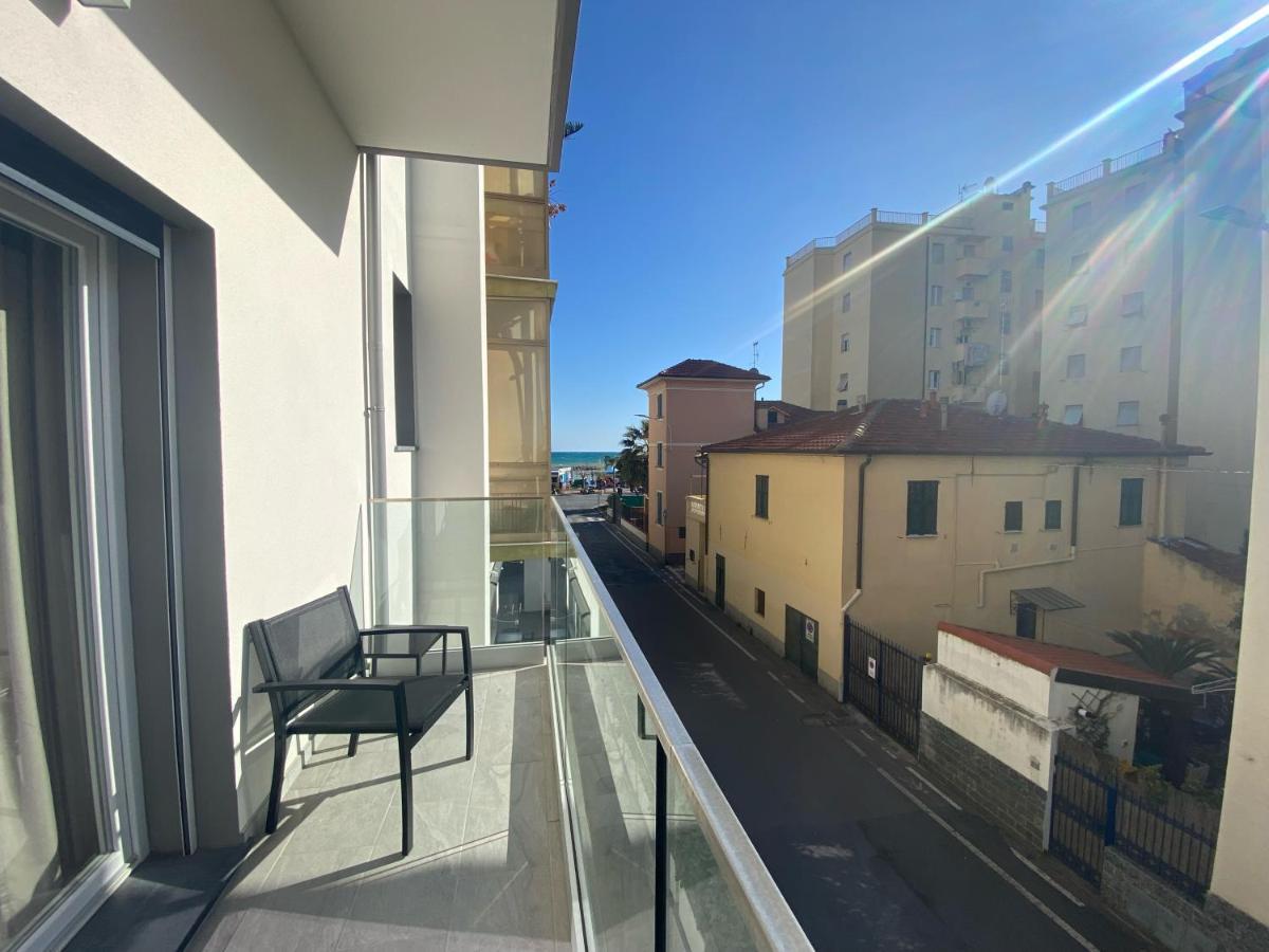 Albergo Graziella Arma di Taggia Esterno foto